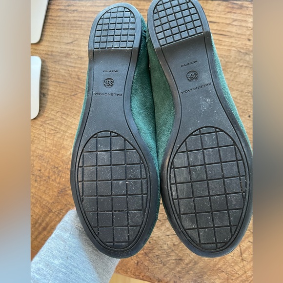 Balenciaga flats Green suede 36.5 - Picture 2 of 8